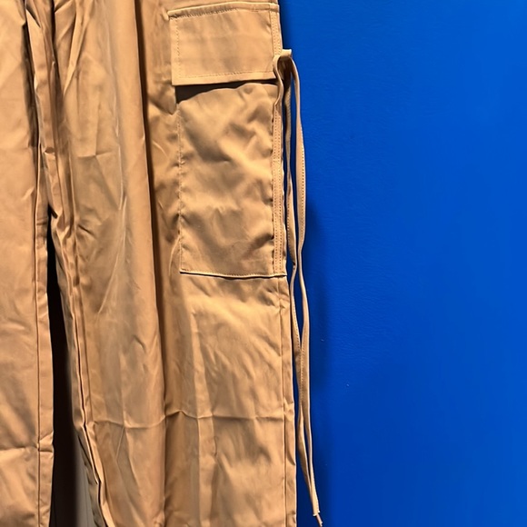 Tie pocket detail cargo by boohoo size 8 bnwt - Picture 2 of 4